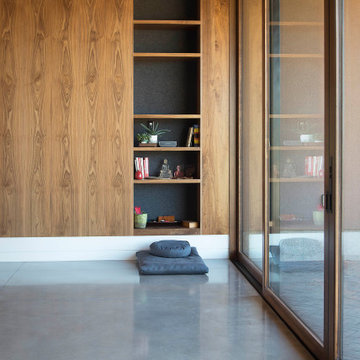 Taviawk Residence | Yoga Room