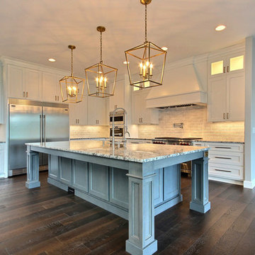 AH4 : Multi-Story Modern Craftsman on Acreage