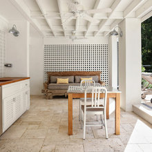 Garage/ Porch