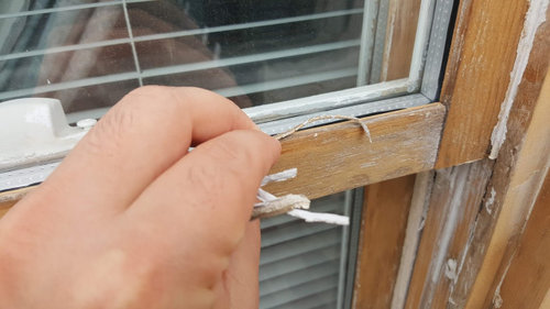 gennemskueligt Modig Mountaineer What sealant should I use between glass and wood frame for double pane