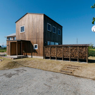 他の地域のトラディショナルスタイルのおしゃれな家の外観の写真