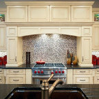 Waterdown - Traditional - Kitchen - Toronto - by Element Kitchens