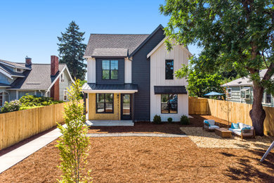Home design - transitional home design idea in Portland