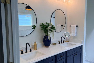 Example of a transitional bathroom design in Raleigh