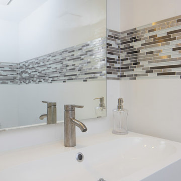 Eden Mosaic Tile Installations: Random Mix Steel - Glass II Tile