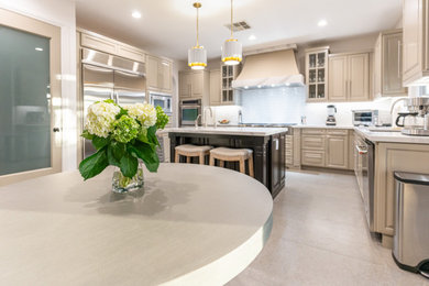 Elegant kitchen photo in San Diego