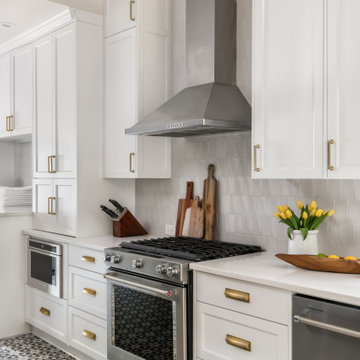 Glenwood Transitional Kitchen