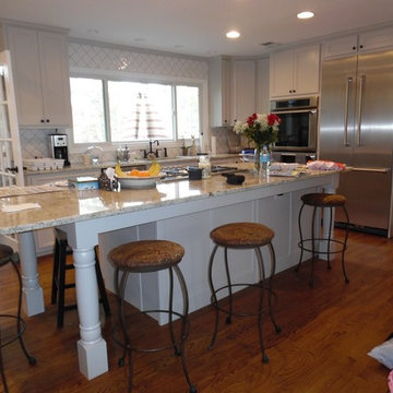Transitional Light Grey Kitchen in Marietta