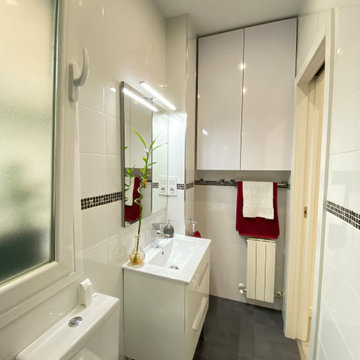 Diseño de baño pequeño para un MINIPISO en Madrid
