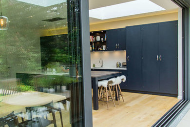 Photo of a contemporary house exterior in London.