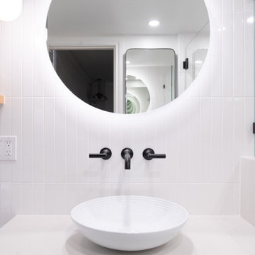 Clean and Contemporary Bathroom