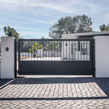 Plain Bar Automated Iron Gate