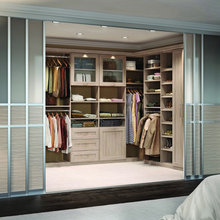 bedroom walk in closet