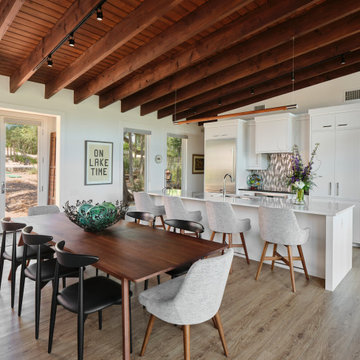 Midcentury Modern Lake House Kingsland