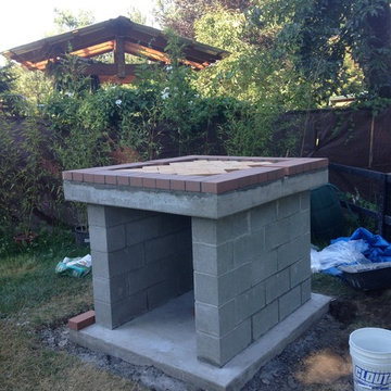 The Castillo Family Wood Fired Pizza Oven & La Caja Style Pig Roaster in WA