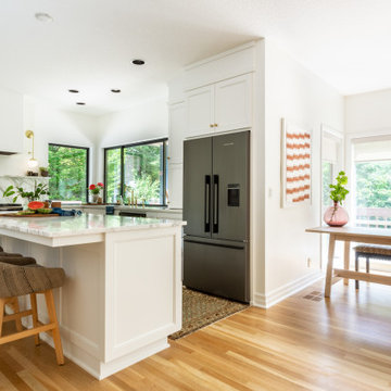 Bonny Slope Transitional I Gourmet Kitchen