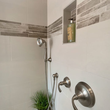 FORESTER master bathroom