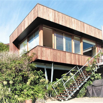Holiday House, Lorne
