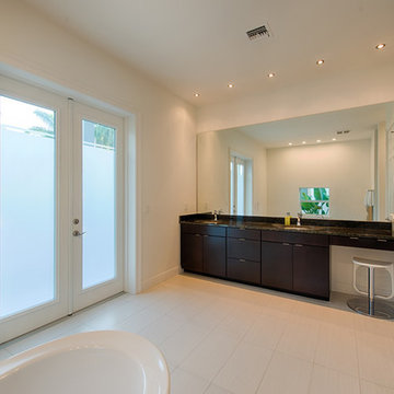 River Gem - A Handsome Home on the Waterfront