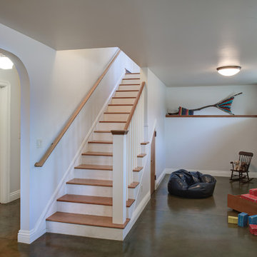Ground Level Guest + Play Space