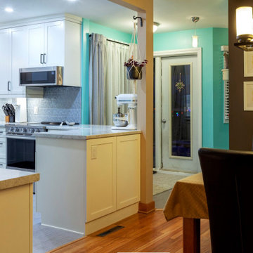 River Heights Kitchen 4