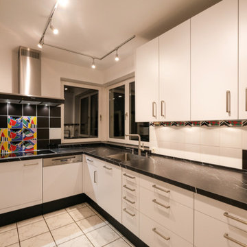 Küchenrenovierung: Arbeitsplatte aus Keramik in Schwarz/Weiß