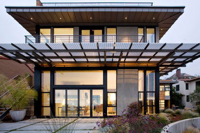 Example of a trendy exterior home design in San Francisco