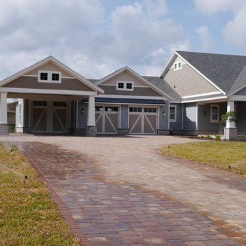 Taylor Made- Craftsman Home: Exterior