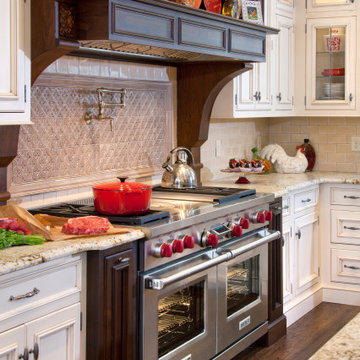 Traditional Kitchen | Rutt Cabinetry | Kinsella Kitchens & Baths