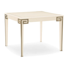 Game Table/chairs