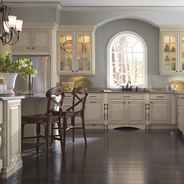 Traditional Painted Kitchens