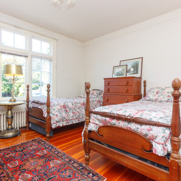 250 King George Terrace - $2,495,000 – MLS 862168