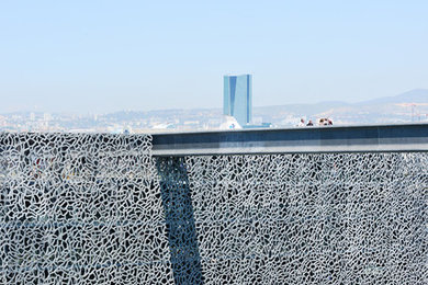 Aménagement d'une façade de maison bord de mer.