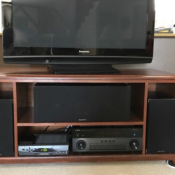 Cherry TV console