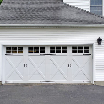 Distinctions Series (Custom Garage Doors)