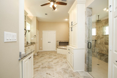 Bathroom - rustic bathroom idea in Houston