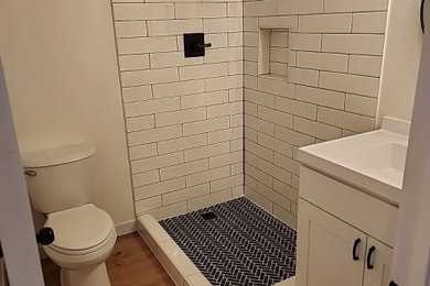 Example of a bathroom design in Minneapolis