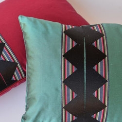 Home Accessories - Scatter Cushions
