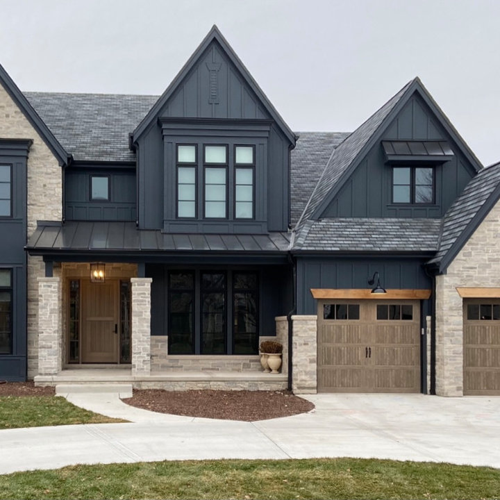 View of 75 Beautiful Exterior with Stone Veneer Ideas & Designs - June 2024 ...