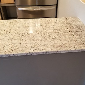 "Salinas White" Granite Countertops