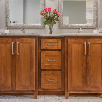 A 27-Year-Old Master Bathroom Gets a New Look