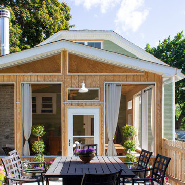 Screen Porch in West Dundee