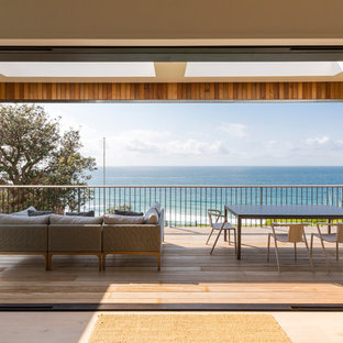 Großer Balkon mit Pergola - Ideen & Bilder für die Balkongestaltung