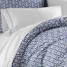bedroom/bedding