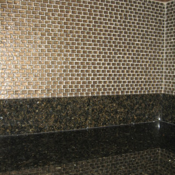 Kitchen Backsplash and Valance