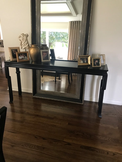 Height Of Stools Under Console, How Tall Should A Console Table Be
