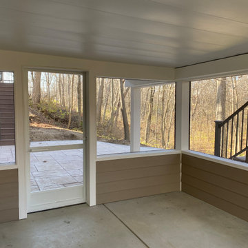 Schunk Deck with Screened Patio