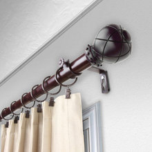 Curtain rod
