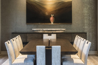 Dining room photo in Phoenix