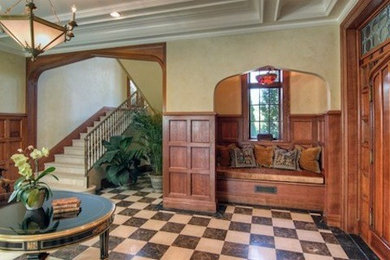 Entryway - traditional entryway idea in New York